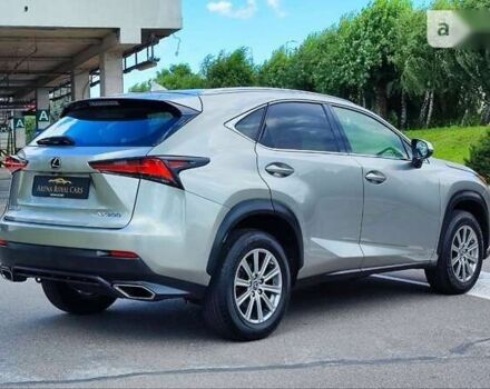 Лексус НХ, объемом двигателя 2 л и пробегом 27 тыс. км за 34500 $, фото 6 на Automoto.ua