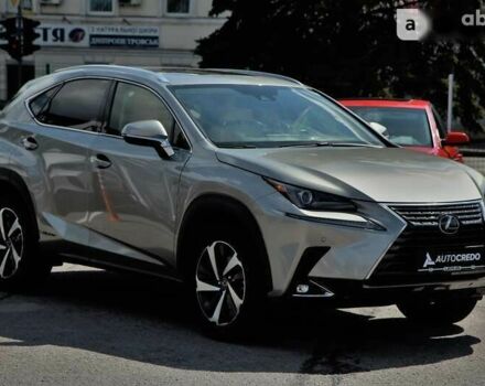 Лексус НХ, об'ємом двигуна 2.5 л та пробігом 18 тис. км за 44000 $, фото 2 на Automoto.ua