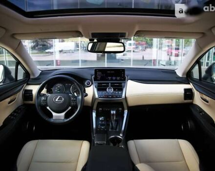 Лексус НХ, об'ємом двигуна 2.5 л та пробігом 18 тис. км за 44000 $, фото 13 на Automoto.ua