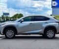 Лексус НХ, объемом двигателя 2 л и пробегом 27 тыс. км за 34500 $, фото 2 на Automoto.ua