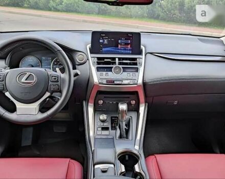 Лексус НХ, объемом двигателя 2 л и пробегом 27 тыс. км за 34500 $, фото 25 на Automoto.ua