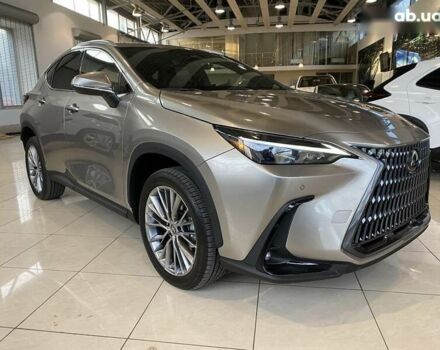 Лексус НХ, объемом двигателя 4.25 л и пробегом 8 тыс. км за 49500 $, фото 7 на Automoto.ua
