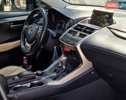 Лексус НХ, объемом двигателя 2.49 л и пробегом 280 тыс. км за 21490 $, фото 35 на Automoto.ua