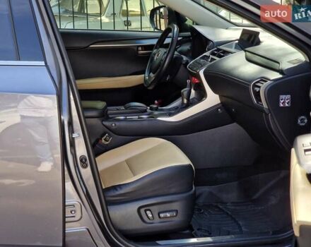 Лексус НХ, объемом двигателя 2.49 л и пробегом 280 тыс. км за 21490 $, фото 34 на Automoto.ua