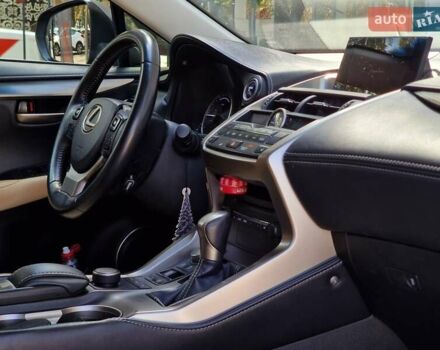 Лексус НХ, объемом двигателя 2.49 л и пробегом 280 тыс. км за 21490 $, фото 32 на Automoto.ua