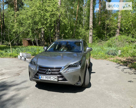 Лексус НХ, об'ємом двигуна 2 л та пробігом 126 тис. км за 27300 $, фото 5 на Automoto.ua