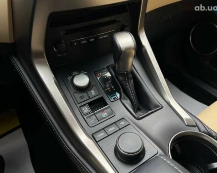 Лексус НХ, объемом двигателя 2 л и пробегом 190 тыс. км за 20900 $, фото 21 на Automoto.ua