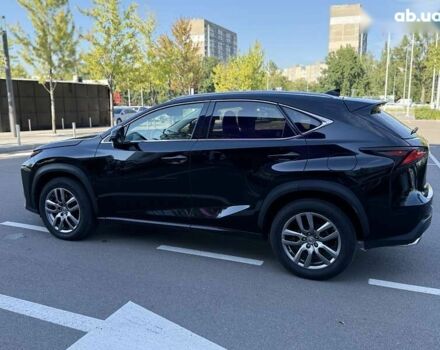 Лексус НХ, объемом двигателя 2 л и пробегом 126 тыс. км за 19900 $, фото 5 на Automoto.ua