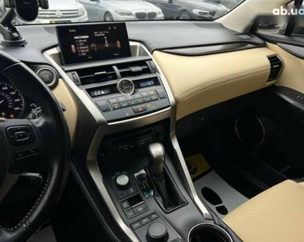 Лексус НХ, объемом двигателя 2 л и пробегом 190 тыс. км за 20900 $, фото 18 на Automoto.ua