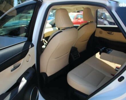 Лексус НХ, об'ємом двигуна 2 л та пробігом 130 тис. км за 23800 $, фото 19 на Automoto.ua