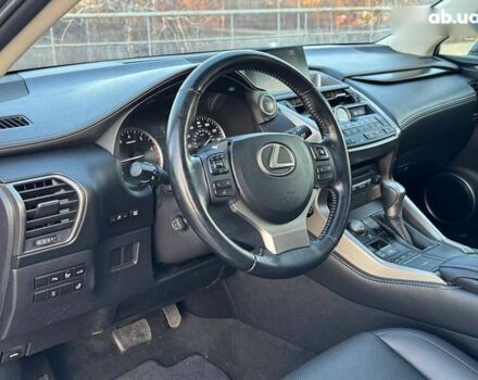 Лексус НХ, об'ємом двигуна 2 л та пробігом 165 тис. км за 20000 $, фото 14 на Automoto.ua