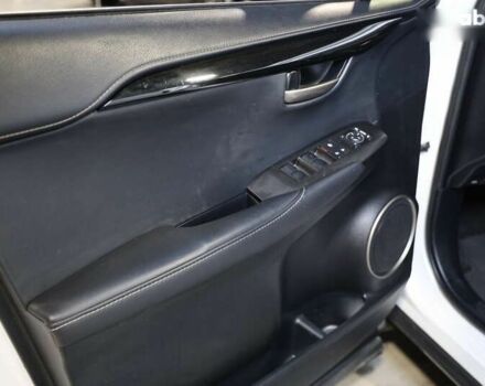 Лексус НХ, об'ємом двигуна 0 л та пробігом 213 тис. км за 27900 $, фото 11 на Automoto.ua