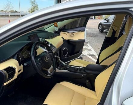 Лексус НХ, об'ємом двигуна 2 л та пробігом 150 тис. км за 21900 $, фото 4 на Automoto.ua