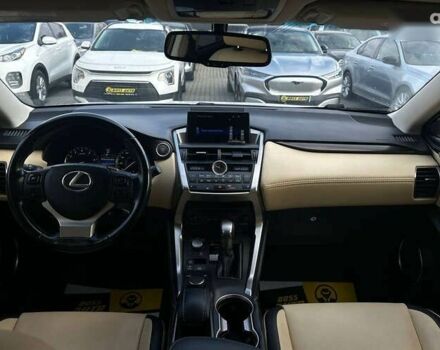Лексус НХ, объемом двигателя 2 л и пробегом 119 тыс. км за 21500 $, фото 14 на Automoto.ua