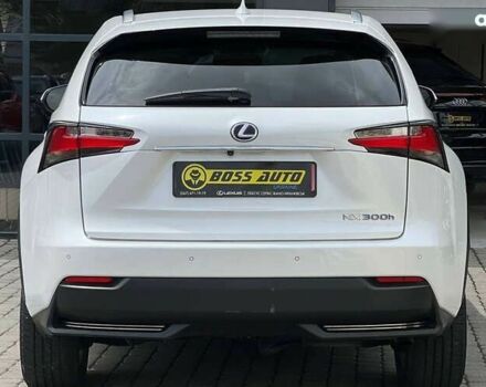 Лексус НХ, объемом двигателя 0 л и пробегом 104 тыс. км за 29900 $, фото 2 на Automoto.ua