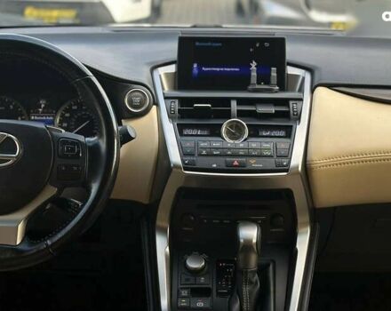 Лексус НХ, объемом двигателя 2 л и пробегом 119 тыс. км за 21500 $, фото 12 на Automoto.ua