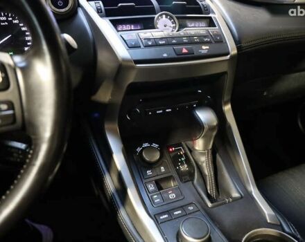 Лексус НХ, об'ємом двигуна 0 л та пробігом 213 тис. км за 27900 $, фото 21 на Automoto.ua