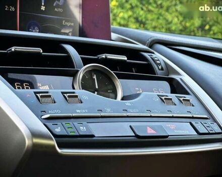 Лексус НХ, объемом двигателя 2 л и пробегом 51 тыс. км за 28700 $, фото 26 на Automoto.ua