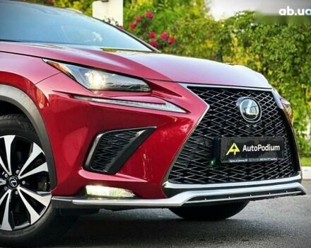 Лексус НХ, объемом двигателя 2 л и пробегом 51 тыс. км за 28700 $, фото 4 на Automoto.ua