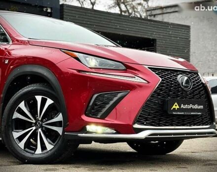 Лексус НХ, объемом двигателя 2 л и пробегом 51 тыс. км за 28500 $, фото 5 на Automoto.ua