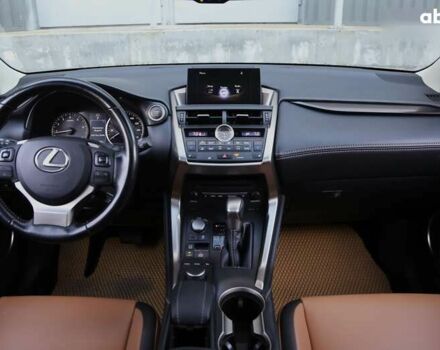 Лексус НХ, объемом двигателя 2 л и пробегом 120 тыс. км за 25500 $, фото 13 на Automoto.ua