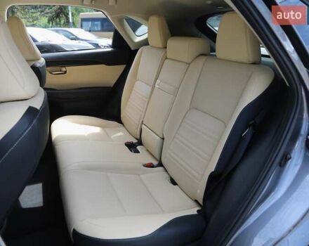 Лексус НХ, объемом двигателя 2 л и пробегом 78 тыс. км за 30500 $, фото 7 на Automoto.ua