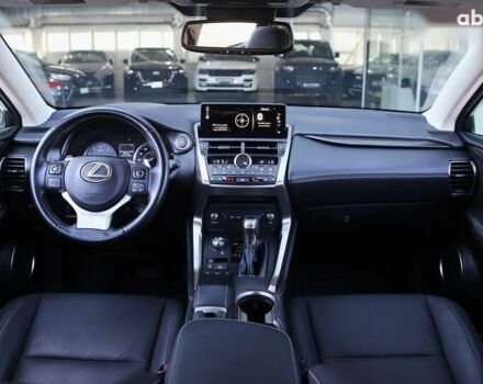 Лексус НХ, об'ємом двигуна 2 л та пробігом 51 тис. км за 29500 $, фото 13 на Automoto.ua