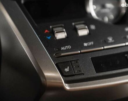 Лексус НХ, об'ємом двигуна 0 л та пробігом 69 тис. км за 37500 $, фото 23 на Automoto.ua