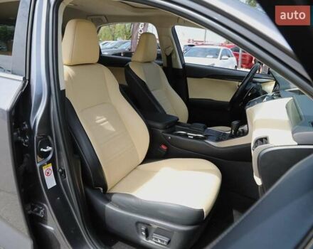 Лексус НХ, объемом двигателя 2 л и пробегом 78 тыс. км за 30500 $, фото 9 на Automoto.ua