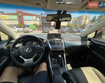 Лексус НХ, объемом двигателя 2 л и пробегом 146 тыс. км за 30000 $, фото 15 на Automoto.ua
