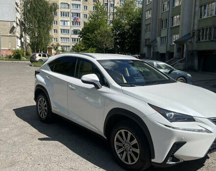 Лексус НХ, об'ємом двигуна 2.49 л та пробігом 73 тис. км за 30500 $, фото 2 на Automoto.ua