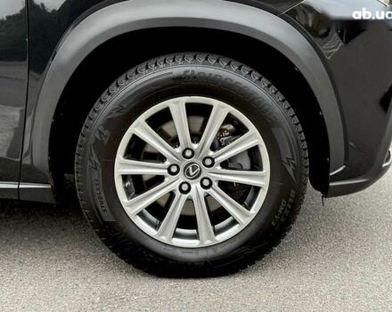 Лексус НХ, об'ємом двигуна 2 л та пробігом 68 тис. км за 28700 $, фото 28 на Automoto.ua