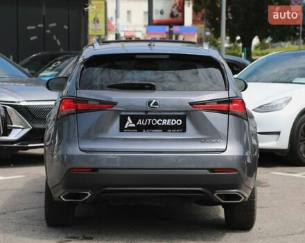 Лексус НХ, объемом двигателя 2 л и пробегом 78 тыс. км за 30500 $, фото 4 на Automoto.ua