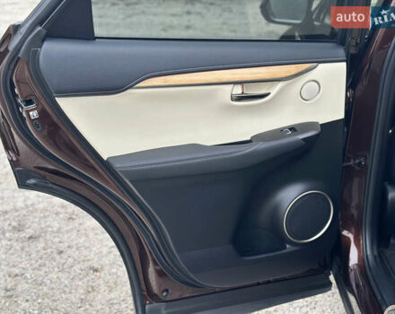 Лексус НХ, объемом двигателя 1.99 л и пробегом 54 тыс. км за 31300 $, фото 18 на Automoto.ua