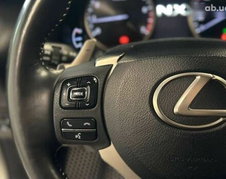 Лексус НХ, объемом двигателя 2 л и пробегом 195 тыс. км за 27900 $, фото 18 на Automoto.ua