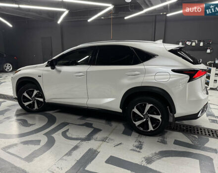 Лексус НХ, объемом двигателя 0 л и пробегом 74 тыс. км за 33999 $, фото 3 на Automoto.ua