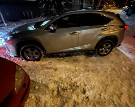 Лексус НХ, объемом двигателя 2 л и пробегом 82 тыс. км за 28800 $, фото 12 на Automoto.ua