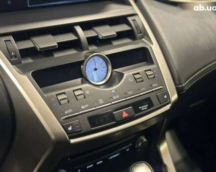 Лексус НХ, объемом двигателя 2 л и пробегом 195 тыс. км за 27900 $, фото 17 на Automoto.ua