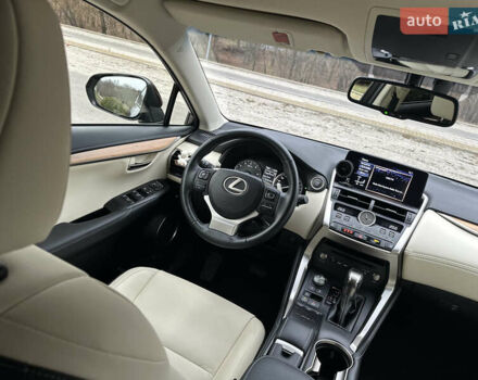 Лексус НХ, объемом двигателя 1.99 л и пробегом 54 тыс. км за 31300 $, фото 23 на Automoto.ua