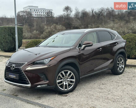 Лексус НХ, объемом двигателя 1.99 л и пробегом 54 тыс. км за 31300 $, фото 1 на Automoto.ua