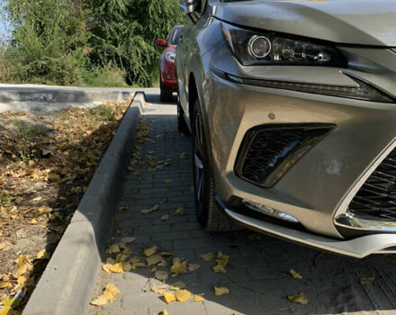 Лексус НХ, объемом двигателя 2 л и пробегом 82 тыс. км за 28800 $, фото 10 на Automoto.ua
