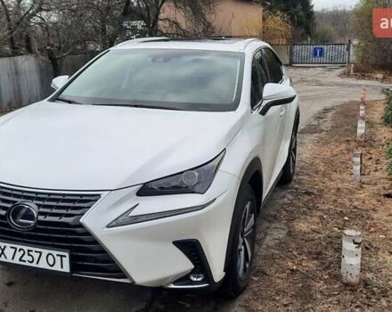 Лексус НХ, объемом двигателя 2.49 л и пробегом 70 тыс. км за 33500 $, фото 7 на Automoto.ua