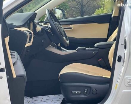 Лексус НХ, об'ємом двигуна 0 л та пробігом 65 тис. км за 30900 $, фото 14 на Automoto.ua