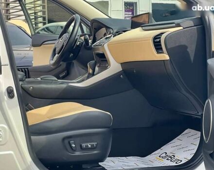 Лексус НХ, об'ємом двигуна 0 л та пробігом 65 тис. км за 30900 $, фото 29 на Automoto.ua