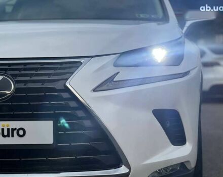 Лексус НХ, объемом двигателя 0 л и пробегом 65 тыс. км за 30700 $, фото 15 на Automoto.ua