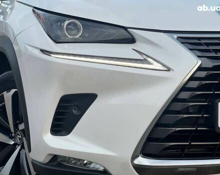 Лексус НХ, объемом двигателя 0 л и пробегом 65 тыс. км за 30700 $, фото 3 на Automoto.ua