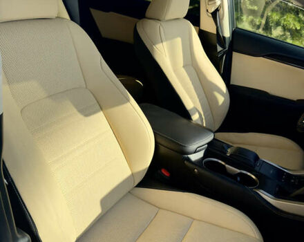 Лексус НХ, объемом двигателя 2.49 л и пробегом 89 тыс. км за 31000 $, фото 1 на Automoto.ua
