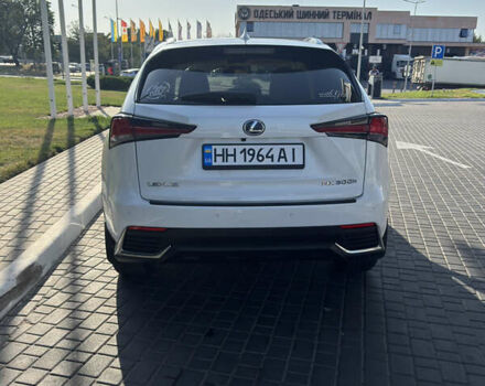 Лексус НХ, объемом двигателя 2.49 л и пробегом 89 тыс. км за 31000 $, фото 5 на Automoto.ua