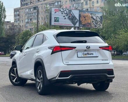 Лексус НХ, объемом двигателя 0 л и пробегом 65 тыс. км за 32700 $, фото 6 на Automoto.ua
