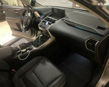 Лексус НХ, об'ємом двигуна 2 л та пробігом 55 тис. км за 29999 $, фото 29 на Automoto.ua